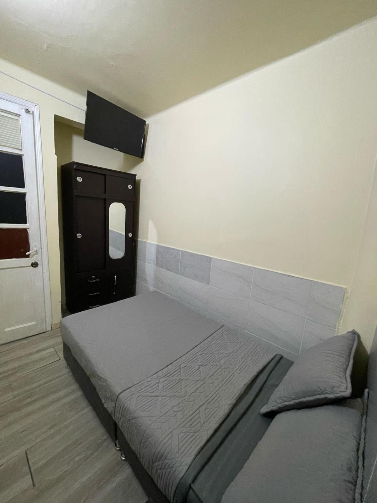 Hostel Quinta Camacho Богота Экстерьер фото