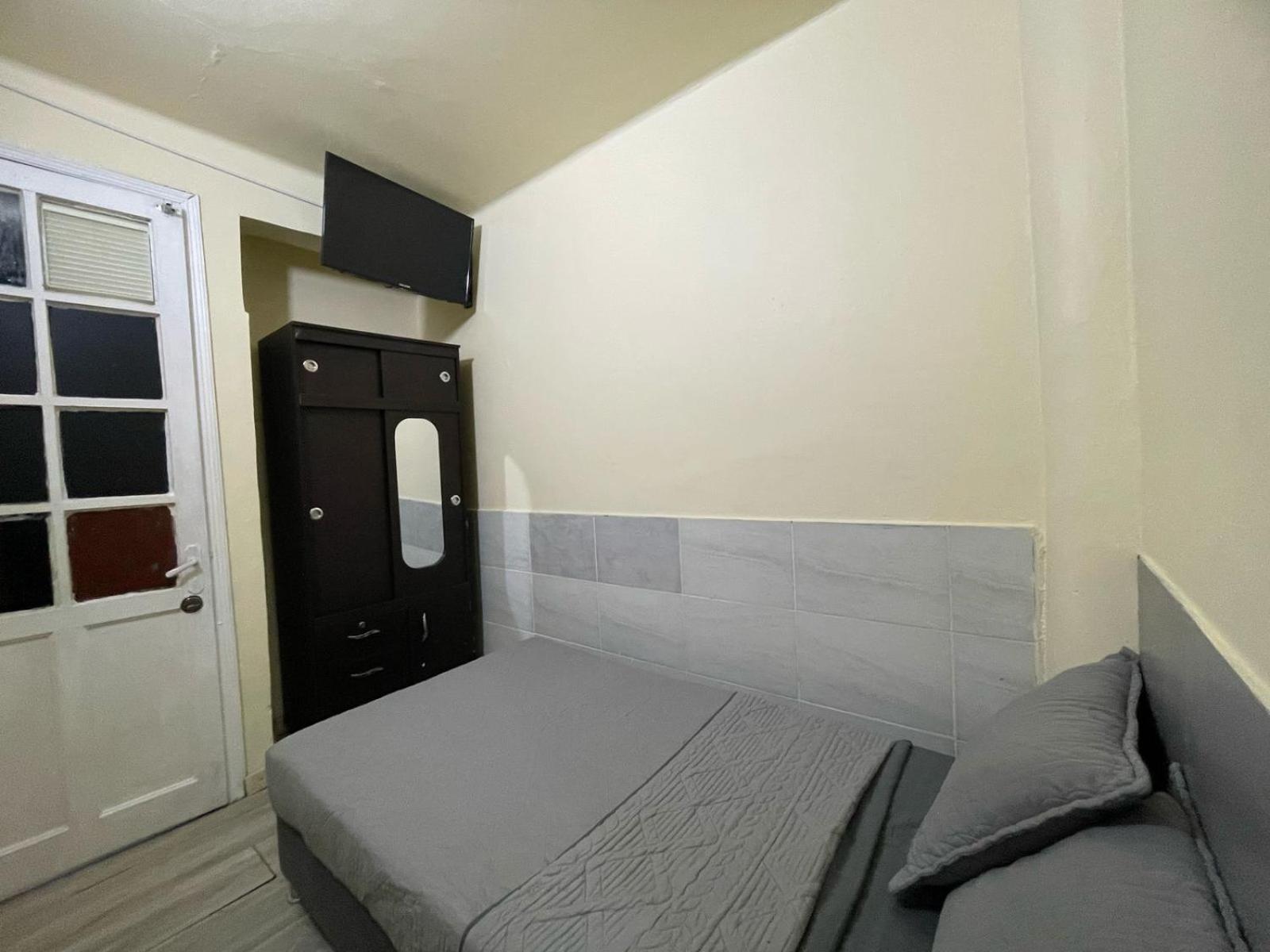 Hostel Quinta Camacho Богота Экстерьер фото