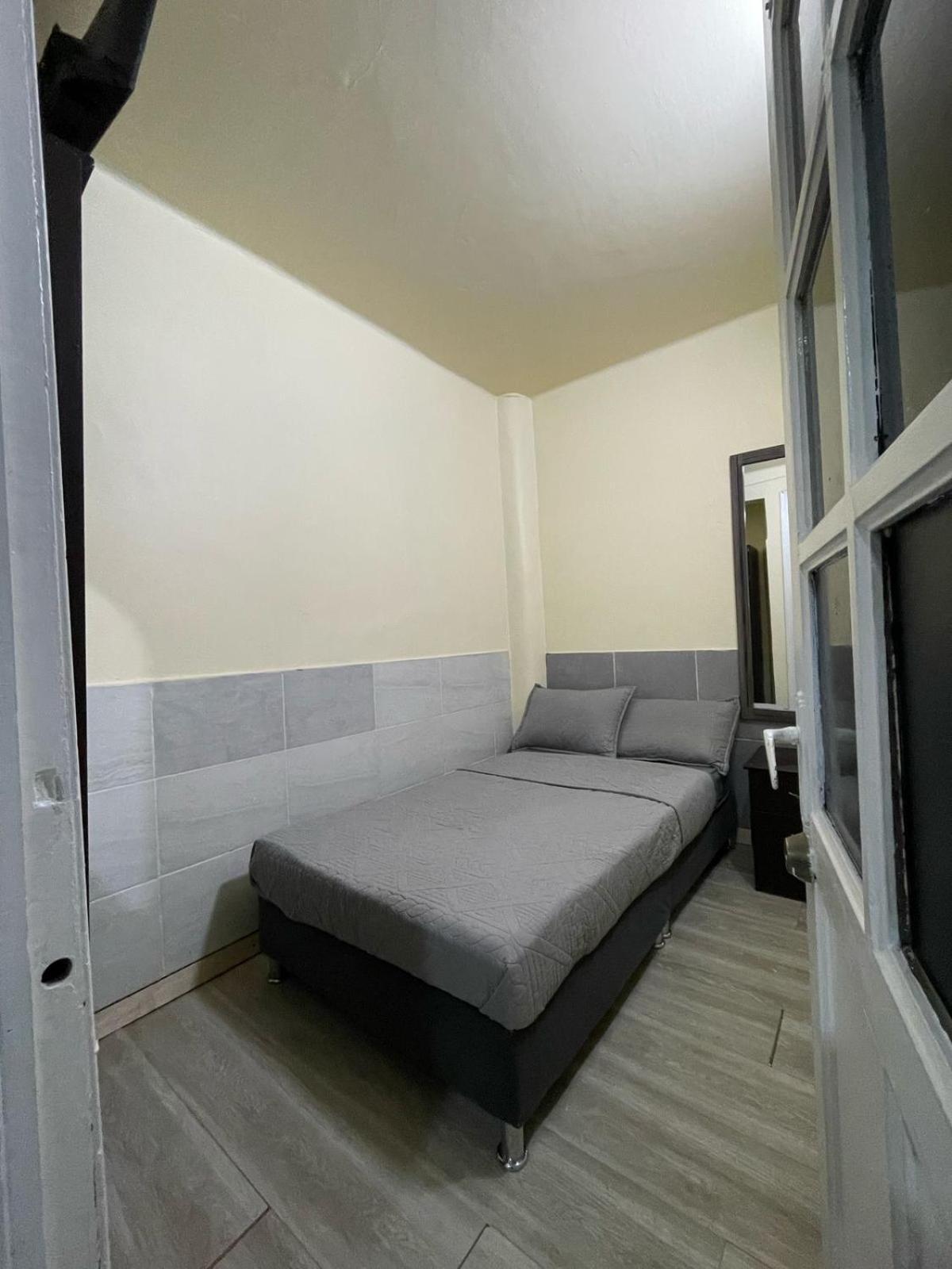 Hostel Quinta Camacho Богота Экстерьер фото